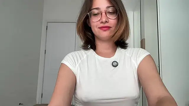 Snapshot of WillHannah chatting on 08-01-26, 04:23 WillHannah online show from 08-01-26, 04:23