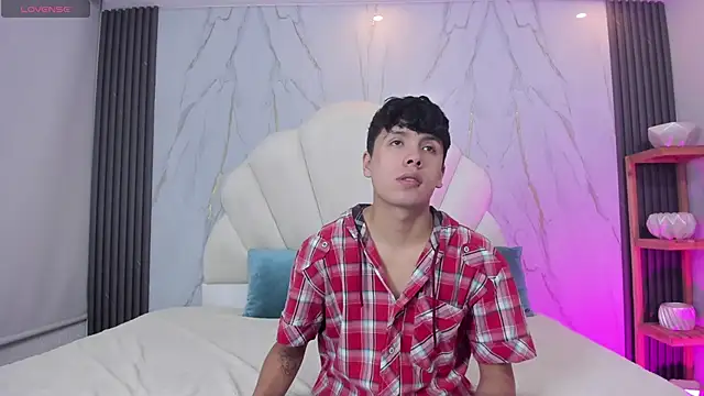 hoot booys  online show from 03-20-26, 08:57