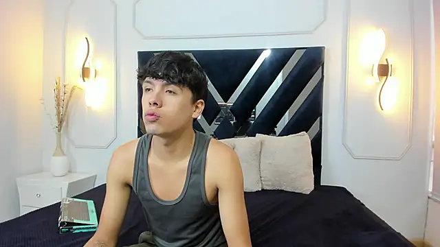 hoot booys  online show from 03-30-26, 08:43