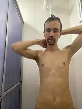 Snapshot of leozin01 chatting on 03-22-26, 12:03 leozin01 online show from 03-22-26, 12:03