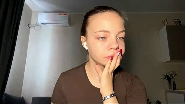 Snapshot of WrithenStub chatting on 11-08-25, 07:52 WrithenStub online show from 11-08-25, 07:52