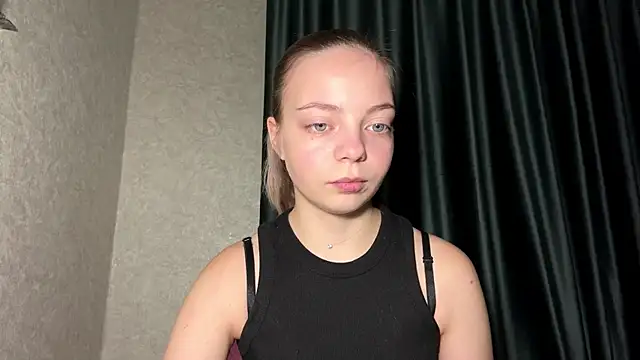 Snapshot of WrithenStub chatting on 11-21-25, 05:22 WrithenStub online show from 11-21-25, 05:22