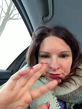 kinkysarahx online show from 01-06-26, 11:14