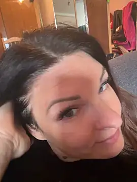 kinkysarahx online show from 04-06-26, 09:54