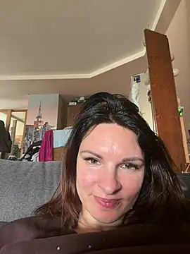 kinkysarahx online show from 04-15-26, 09:16