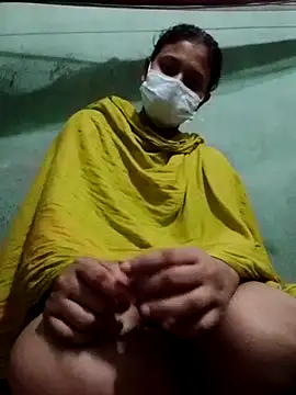 Snapshot of sexylive1100 chatting on 10-17-25, 07:33 sexylive1100 online show from 10-17-25, 07:33