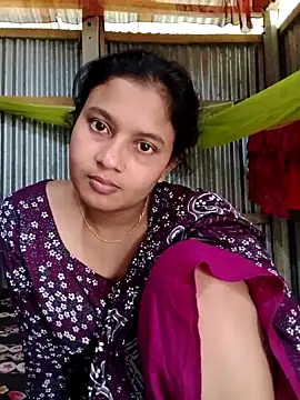 Snapshot of sexylive1100 chatting on 11-12-25, 04:24 sexylive1100 online show from 11-12-25, 04:24