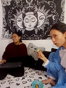 emily n abby online show from 03-30-26, 02:18