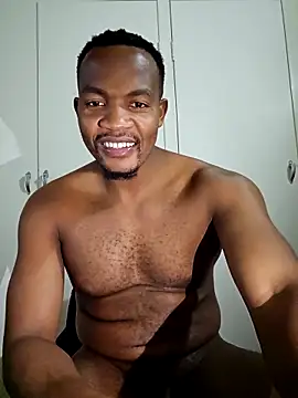 Snapshot of sgid8192 chatting on 11-18-25, 10:47 sgid8192 online show from 11-18-25, 10:47