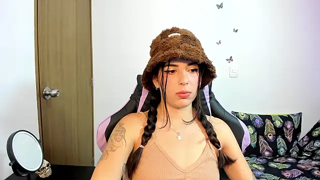 Snapshot of KYMBERLY0825 chatting on 02-01-26, 09:57 KYMBERLY0825 online show from 02-01-26, 09:57