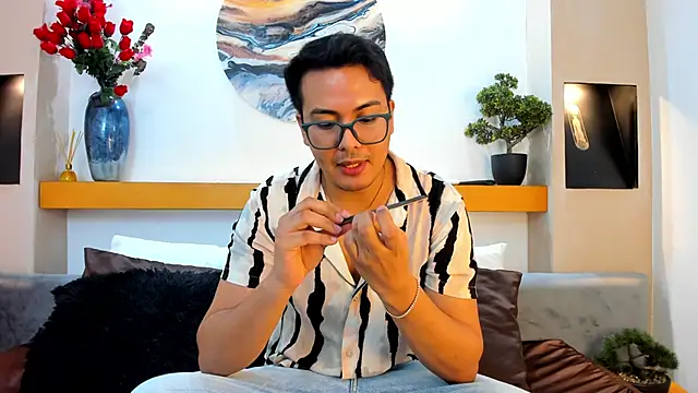 JohnBelRose online show from 11-06-25, 07:26