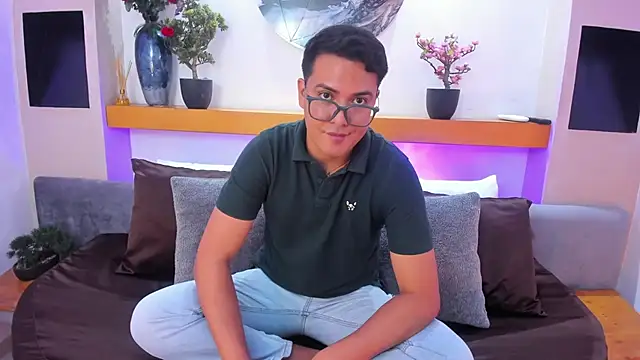 JohnBelRose online show from 01-12-26, 08:14