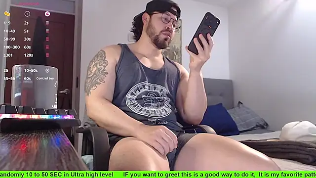 Snapshot of SugaredDigit chatting on 11-23-25, 02:17 SugaredDigit online show from 11-23-25, 02:17