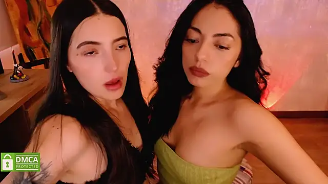 Snapshot of natval6 chatting on 10-17-25, 10:01 natval6 online show from 10-17-25, 10:01