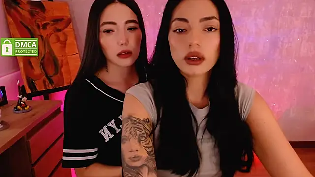 Snapshot of natval6 chatting on 10-21-25, 11:11 natval6 online show from 10-21-25, 11:11