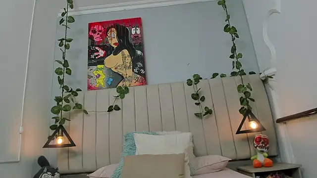 Amelia Brixton online show from 02-04-26, 04:07