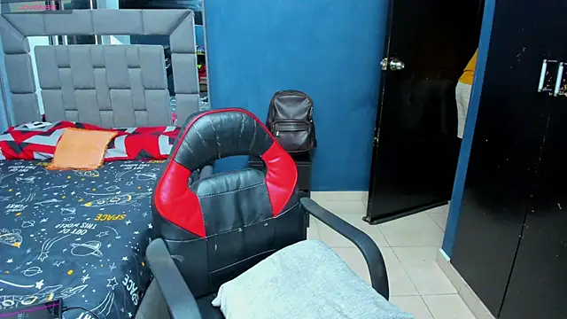 baby david 03 online show from 11-19-25, 02:33