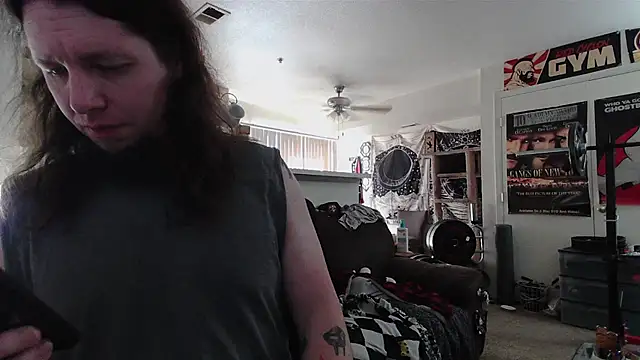 biggerisbetter12 online show from 06-23-26, 03:10