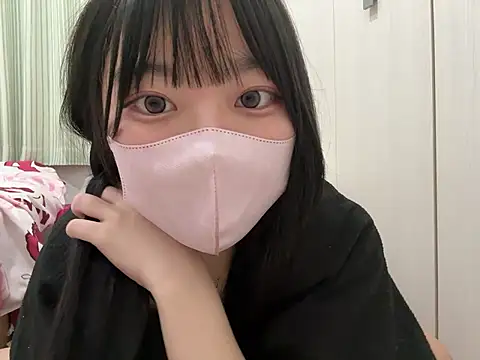 Snapshot of pinkudayo_girl chatting on 05-07-26, 12:43 pinkudayo girl online show from 05-07-26, 12:43