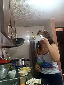 AmeliHoney online show from 11-27-25, 01:57