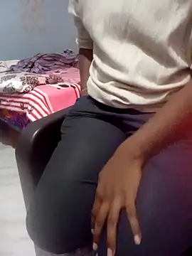 Chocopie Girl online show from 11-16-25, 03:34