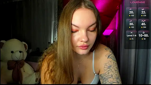 LeyaKale online show from 03-15-26, 03:34