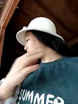 Snapshot of Sinhlinh2020 chatting on 02-07-26, 07:56 Sinhlinh2020 online show from 02-07-26, 07:56