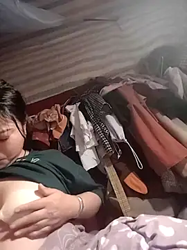 Snapshot of Sinhlinh2020 chatting on 02-07-26, 10:35 Sinhlinh2020 online show from 02-07-26, 10:35