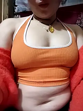 Snapshot of Sinhlinh2020 chatting on 02-12-26, 01:39 Sinhlinh2020 online show from 02-12-26, 01:39