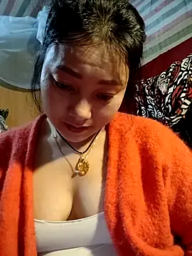 Snapshot of Sinhlinh2020 chatting on 02-15-26, 01:52 Sinhlinh2020 online show from 02-15-26, 01:52