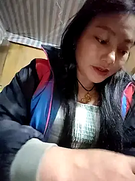 Snapshot of Sinhlinh2020 chatting on 02-24-26, 04:38 Sinhlinh2020 online show from 02-24-26, 04:38