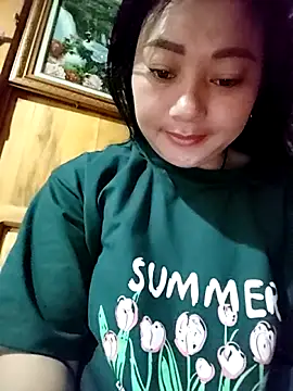 Snapshot of Sinhlinh2020 chatting on 03-01-26, 01:07 Sinhlinh2020 online show from 03-01-26, 01:07