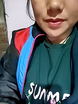 Snapshot of Sinhlinh2020 chatting on 03-05-26, 02:35 Sinhlinh2020 online show from 03-05-26, 02:35