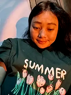 Snapshot of Sinhlinh2020 chatting on 03-06-26, 01:18 Sinhlinh2020 online show from 03-06-26, 01:18