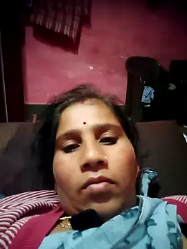 OliveGreen22 online show from 11-01-25, 07:38