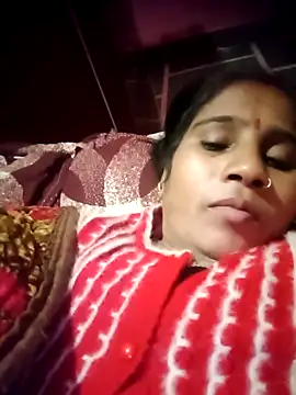 OliveGreen22 online show from 11-19-25, 05:02