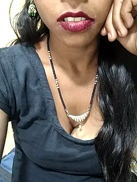 Itz Aisha   online show from 04-11-26, 10:08