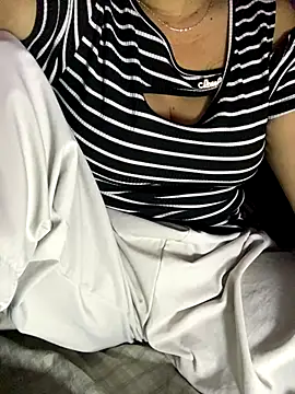 Minibo68 online show from 10-24-25, 03:52