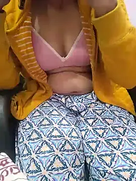 Snapshot of Mango_Fruty chatting on 12-14-25, 03:34 Mango Fruty online show from 12-14-25, 03:34