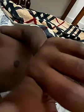 Snapshot of solodrive chatting on 11-13-25, 11:03 solodrive online show from 11-13-25, 11:03