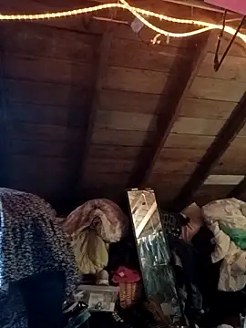 faithfulchic online show from 12-16-25, 09:09