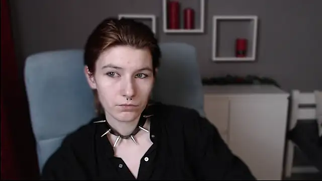 guitarandangell online show from 12-19-25, 08:21