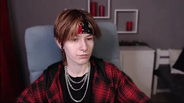 guitarandangell online show from 01-07-26, 04:31