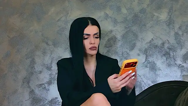 KimWilmes online show from 05-19-26, 02:12