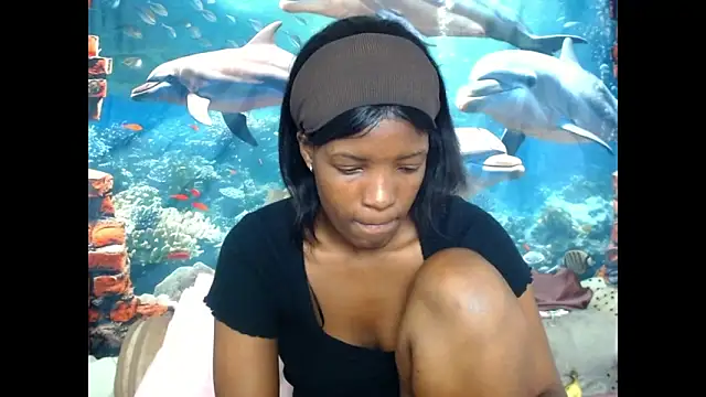 Snapshot of AfricanBarbiee69 chatting on 05-26-26, 11:39 AfricanBarbiee69 online show from 05-26-26, 11:39