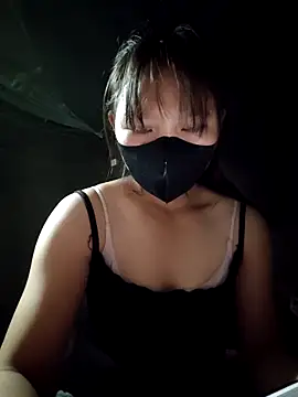 linh-miu99 online show from 11-13-25, 04:55