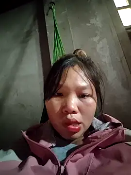 linh-miu99 online show from 02-15-26, 06:32