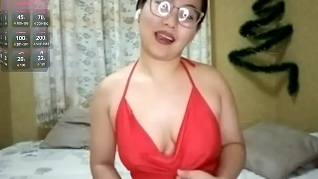 LinneaHyles online show from 01-10-26, 01:24