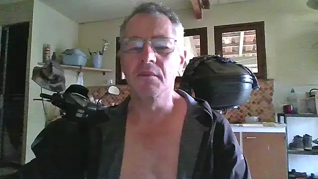 Snapshot of Sexyfab65 chatting on 05-31-26, 06:31 Sexyfab65 online show from 05-31-26, 06:31