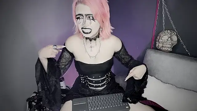 Snapshot of Navier__ chatting on 02-03-26, 08:03 Navier online show from 02-03-26, 08:03